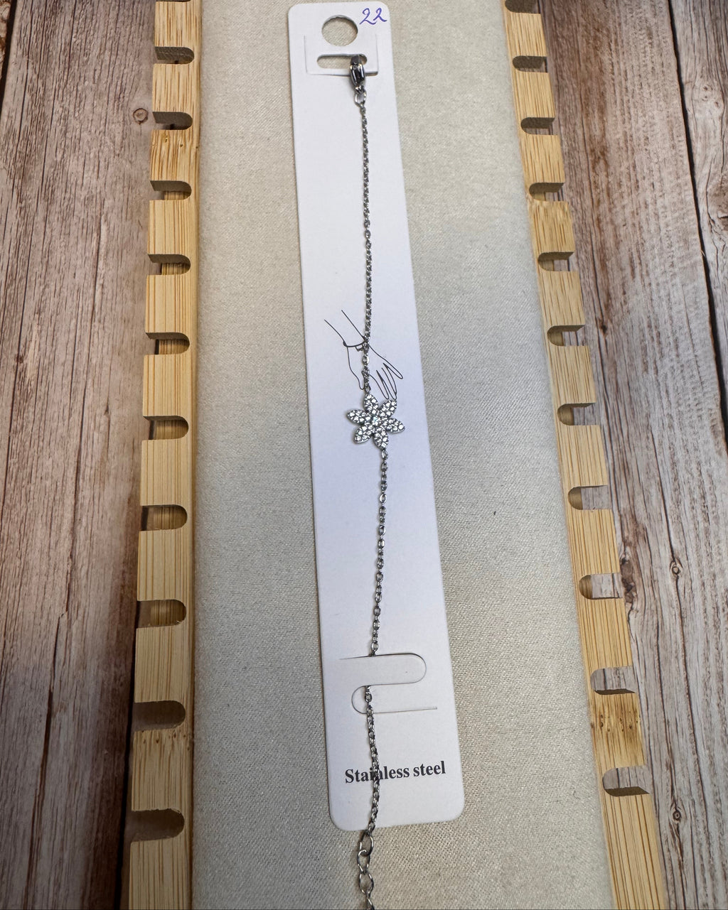 Bracelet