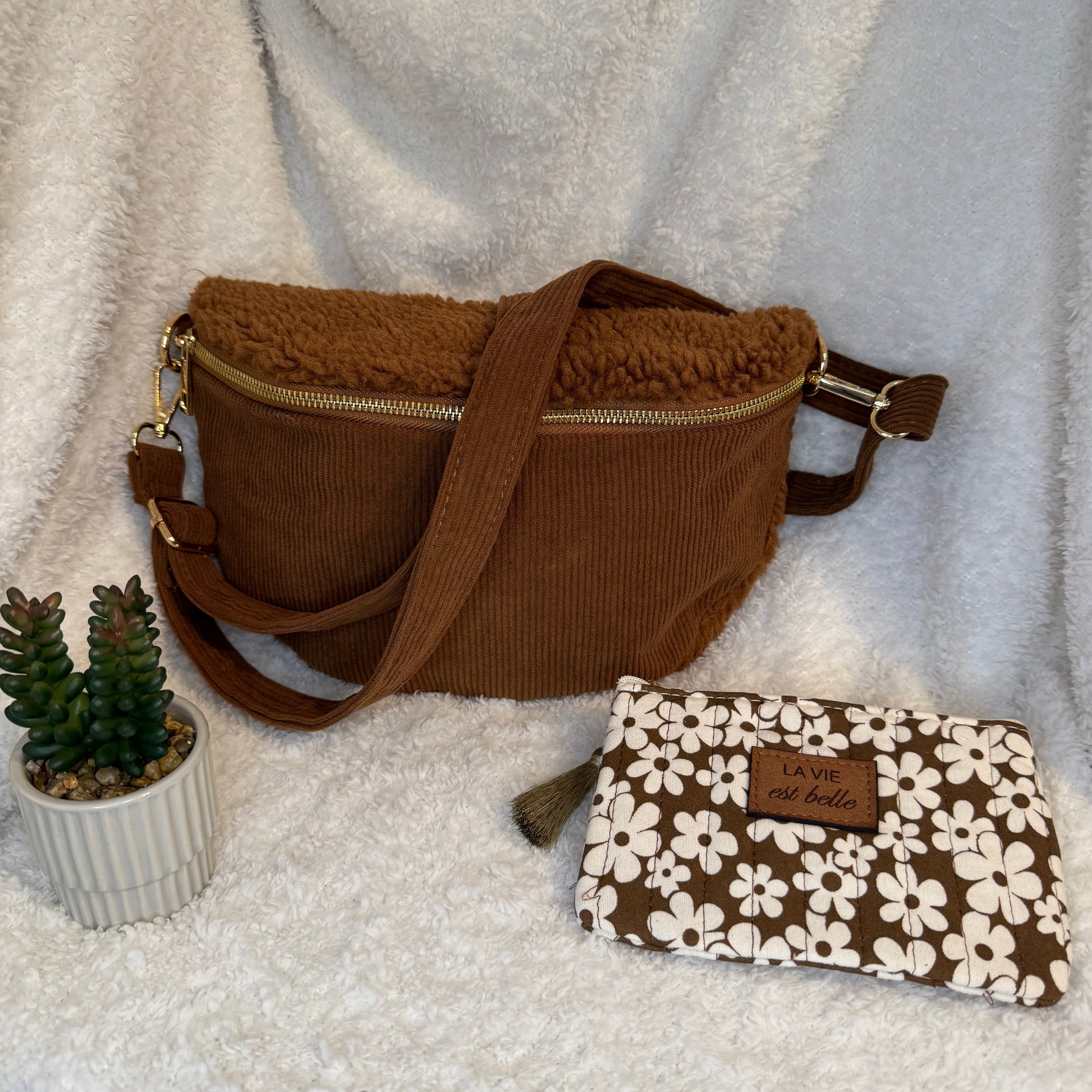 Sac banane moumoute /velours